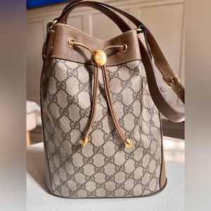 Gucci Vintage Original GG Supreme Canvas Web Bucket Bag